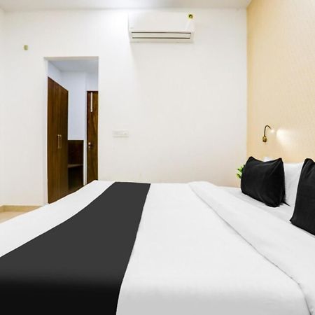 The Grand Blue Hotel Greater Noida Eksteriør billede